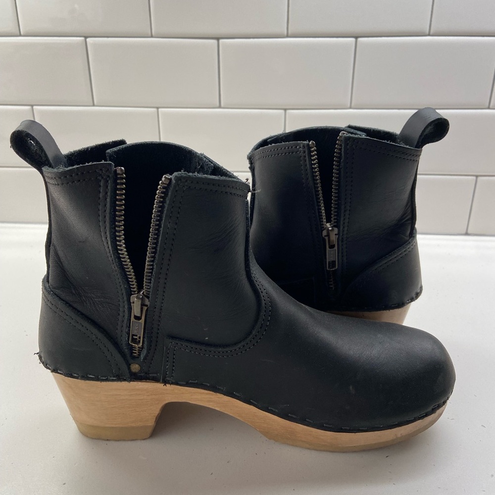 No. 6 clog booties